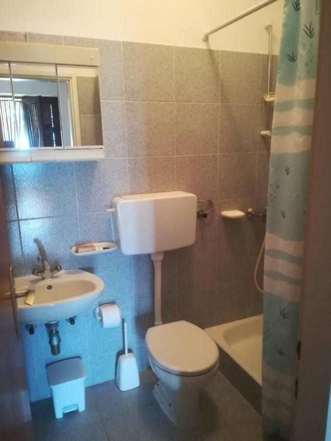 Apartmani Ujdur Омиш Экстерьер фото