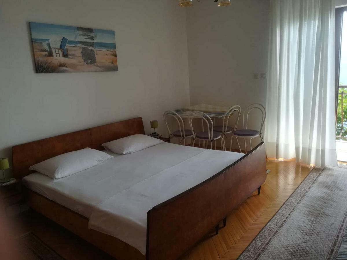 Apartmani Ujdur Омиш Экстерьер фото
