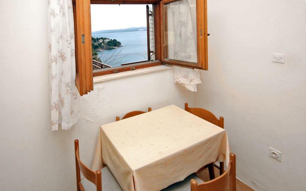 Apartmani Ujdur Омиш Экстерьер фото