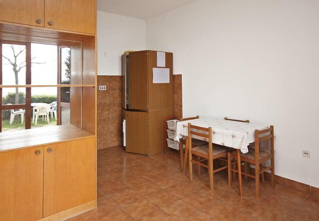 Apartmani Ujdur Омиш Экстерьер фото